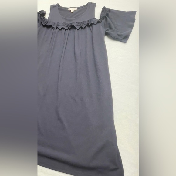 LC Lauren Conrad Ruffle Cold-Shoulder Dress - Picture 5 of 10